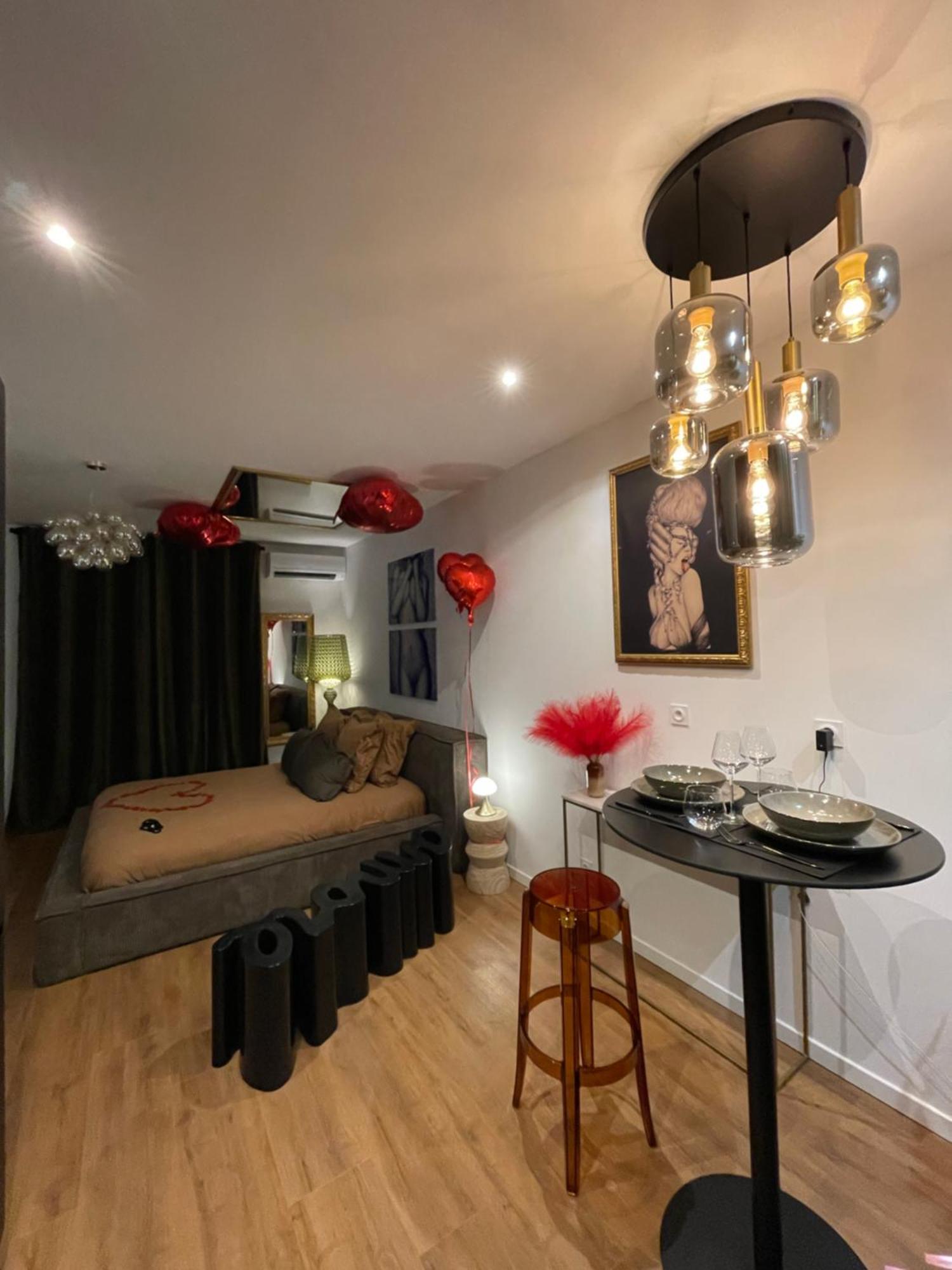 Love Room Casa Amore Prades  Exteriör bild