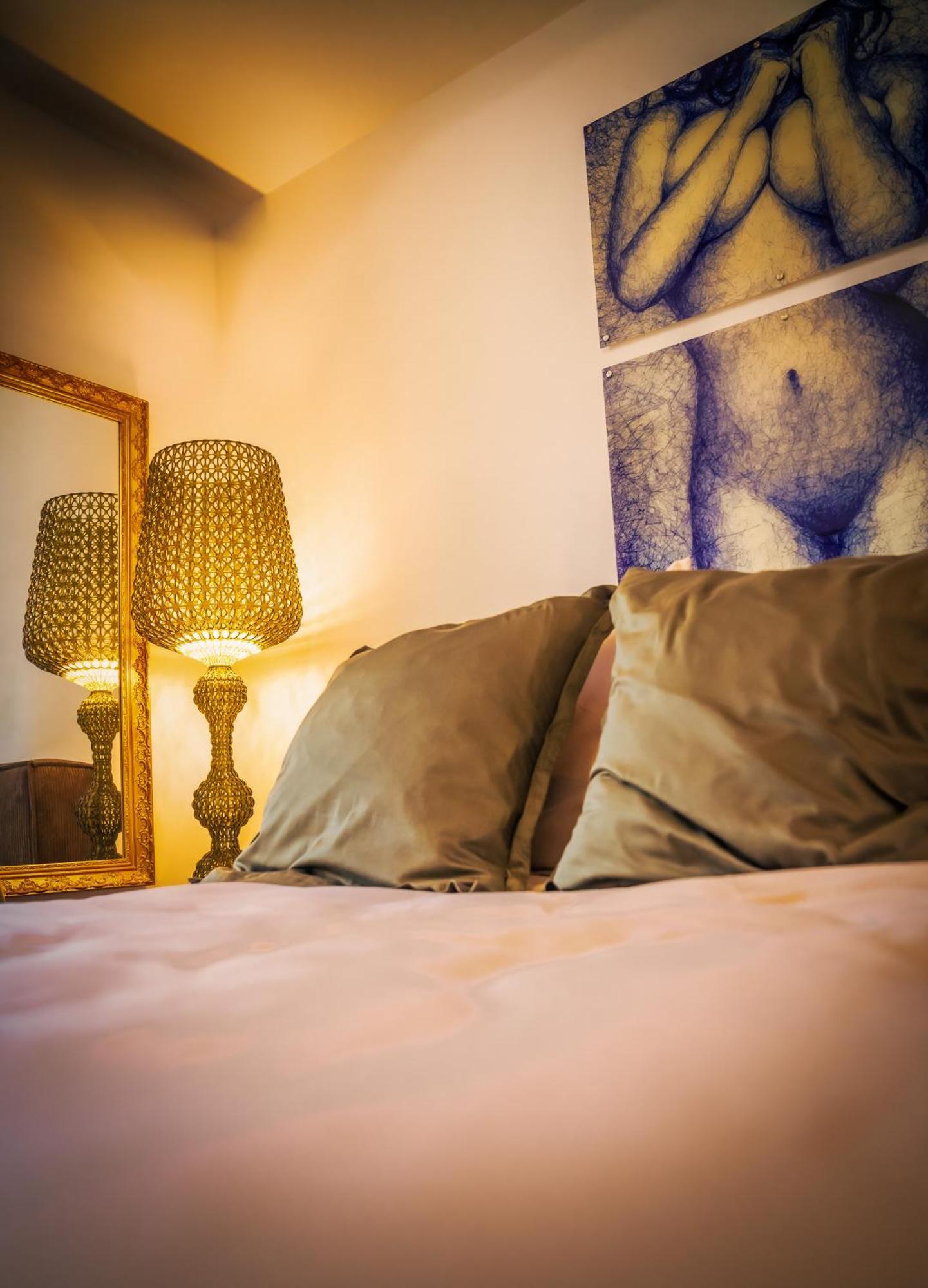 Love Room Casa Amore Prades  Exteriör bild